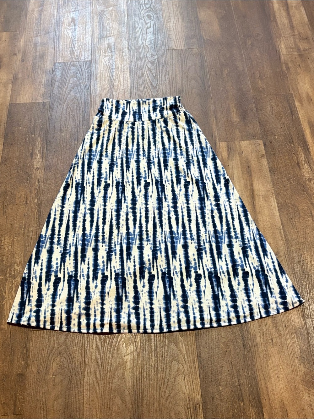 Joe Benbasset Navy and White Maxi Tie-Dye Skirt